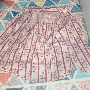 90’s Floral Print Button Down Shirt